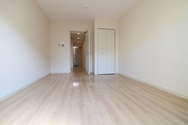 居室・リビング　ナチュラルテイストの室内カラーです。