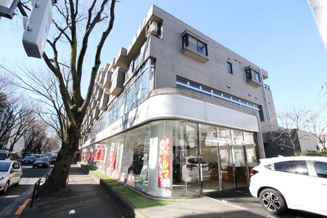 建物外観　★１ＦがHONDAのディーラー店になります★