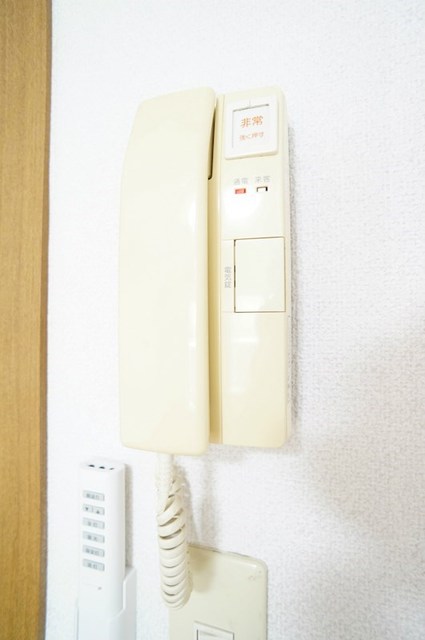 セキュリティ　参考写真（同建物別部屋のものです）