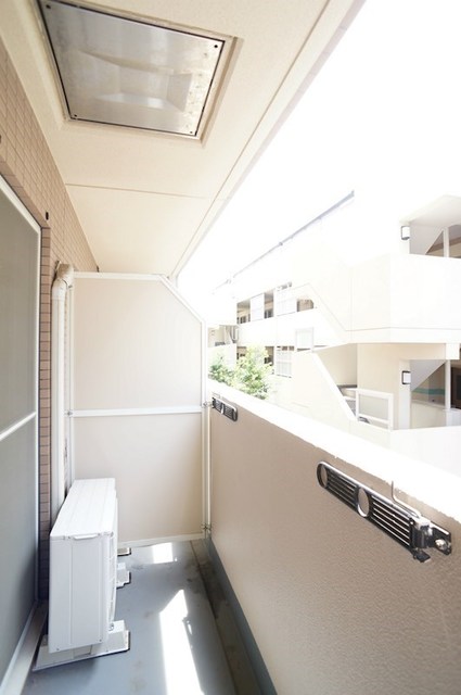 バルコニー　参考写真（同建物別部屋のものです）