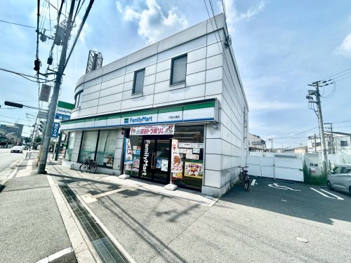 コンビニ　ファミリーマート門真大橋店（コンビニ）まで192m