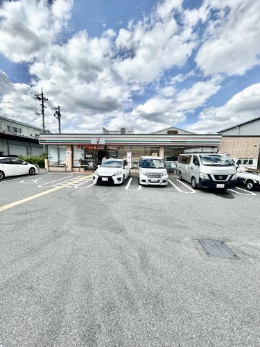 コンビニ　セブンイレブン守口南寺方東通6丁目店（コンビニ）まで1220m