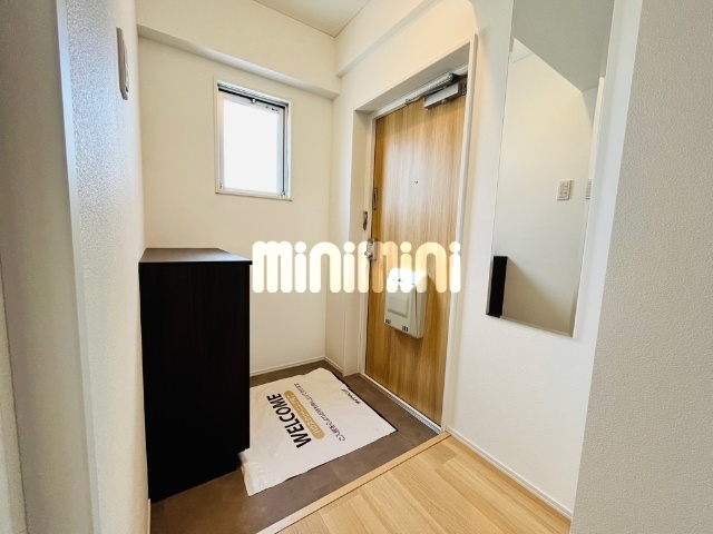 玄関　※写真は別部屋のものです。イメージです。