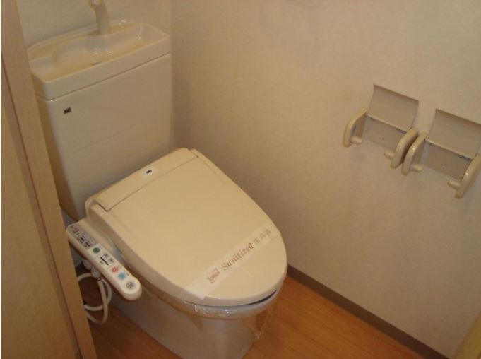 トイレ　参考画像