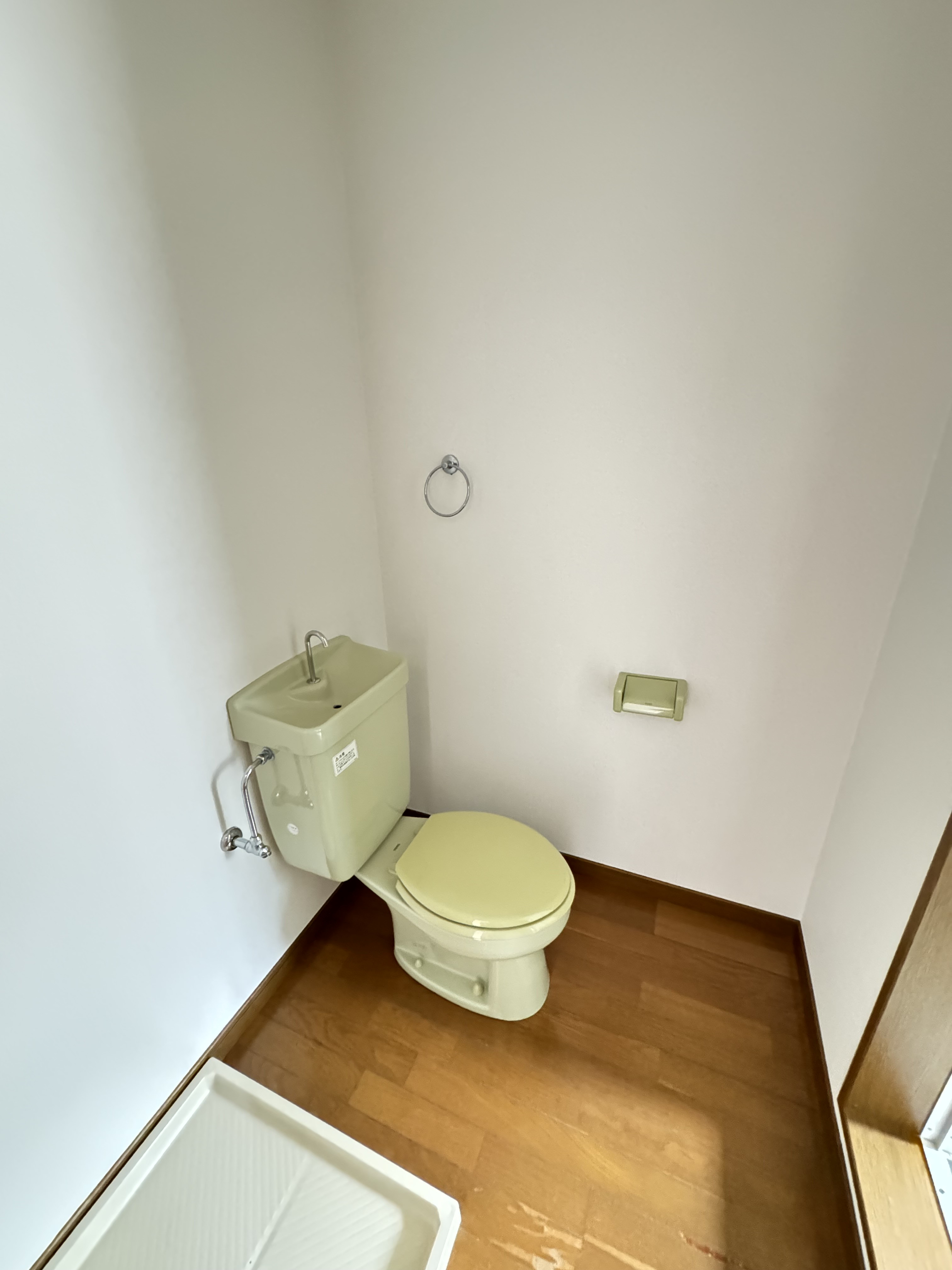 トイレ　※退去予定の為、別部屋（202）参考写真