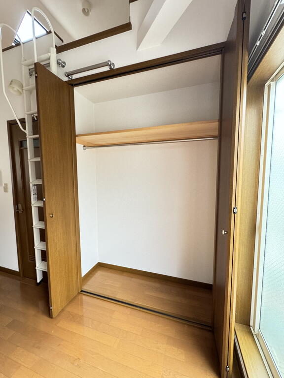 収納　※退去予定の為、別部屋（202）参考写真