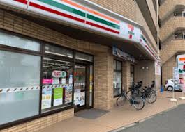 コンビニ　セブンイレブン 練馬春日町6丁目店（コンビニ）まで608m