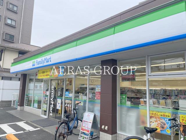 コンビニ　ファミリーマート加平インター店（コンビニ）まで122m