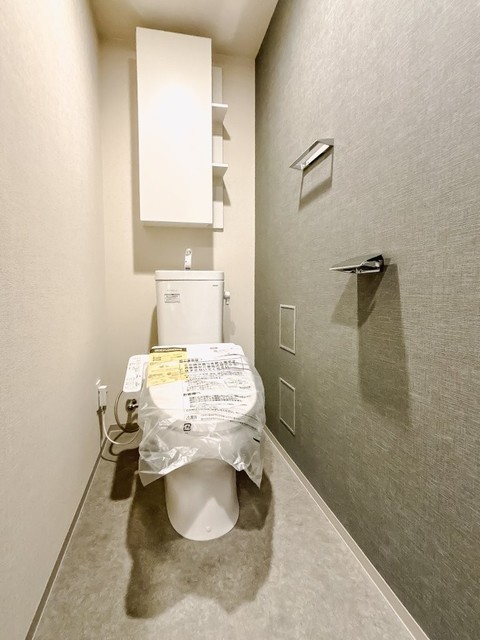 トイレ　※写真は同タイプ住戸です。