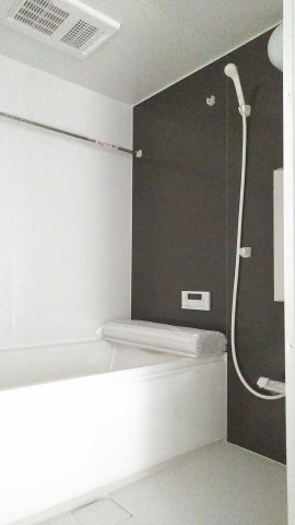 バス・シャワールーム　お風呂で日々の疲れを落としましょう