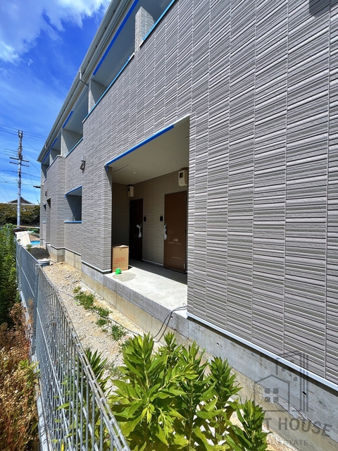 エントランス　外観（建設中）