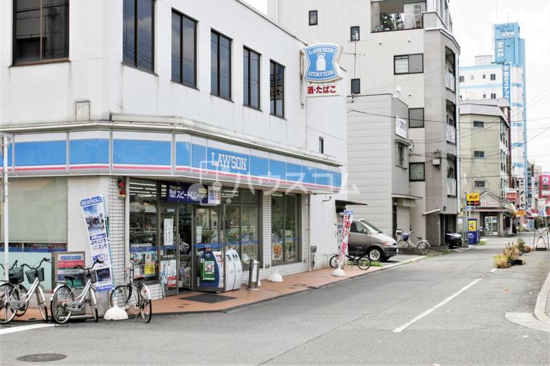 コンビニ　ローソン 平尾五丁目店（コンビニ）まで173m