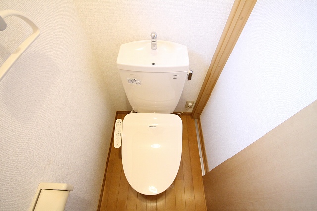 トイレ　家具はセットではありません