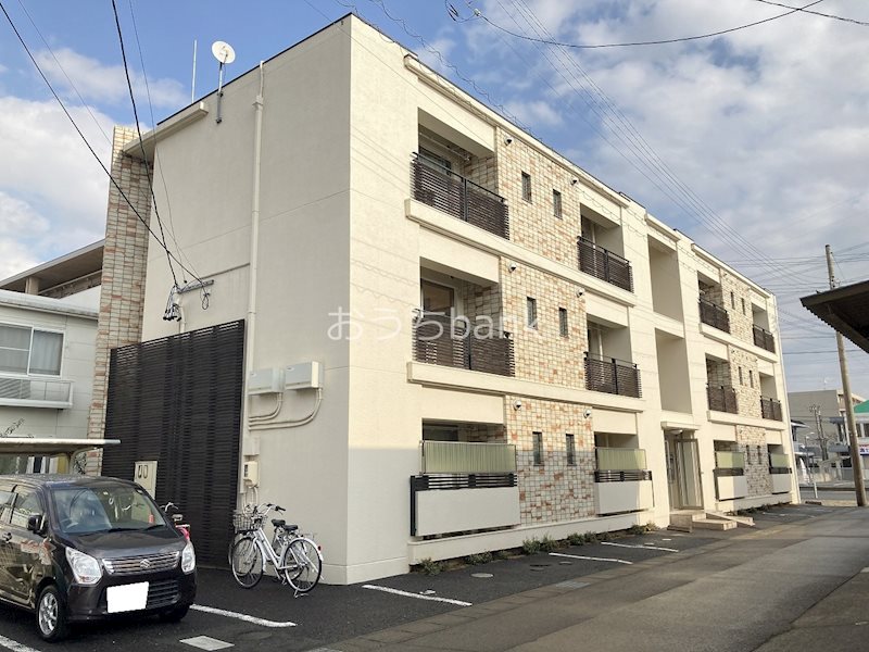建物外観　オートロック完備の物件です。岐阜大学、医療大学徒歩圏内です！