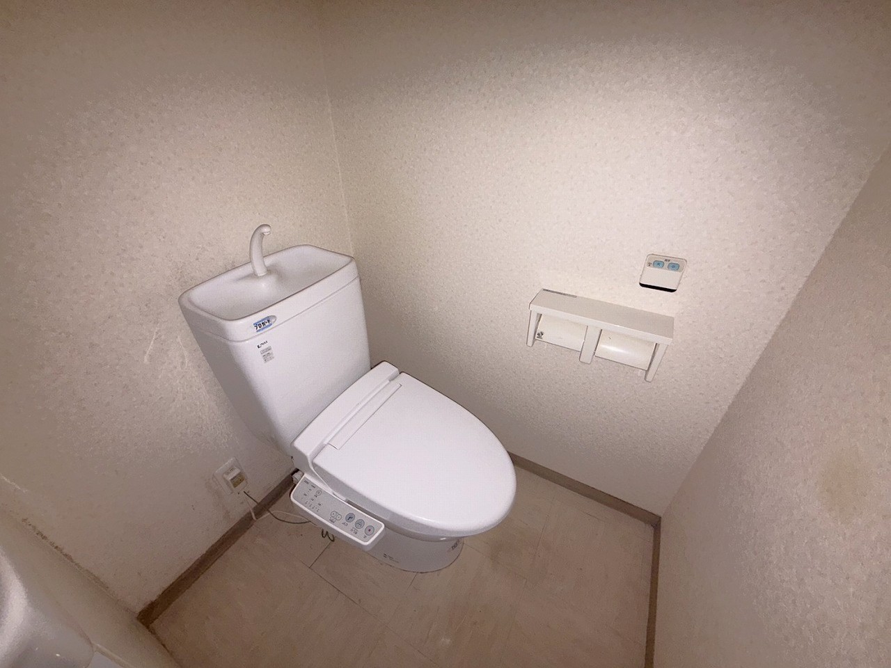 トイレ　※別部屋参考