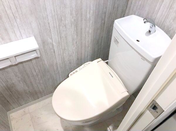 トイレ　ウォシュレットです☆