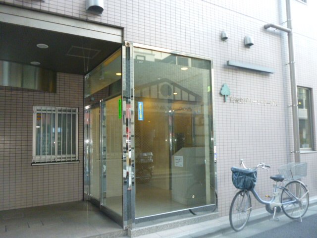 エントランス　エントランス