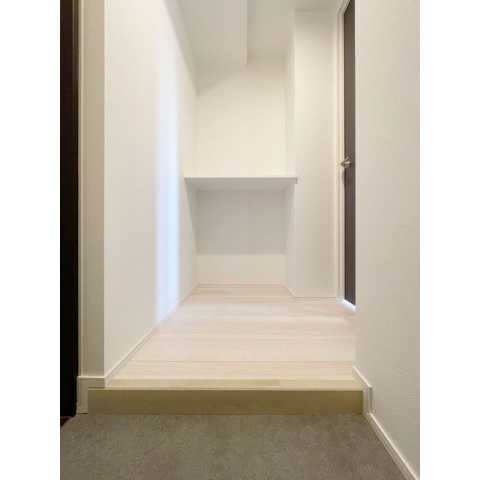 オープンブルーム王子の玄関写真