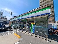 コンビニ　ファミリーマート今新町店（コンビニ）まで190m