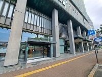 銀行　百十四銀行本店営業部さん（銀行）まで700m