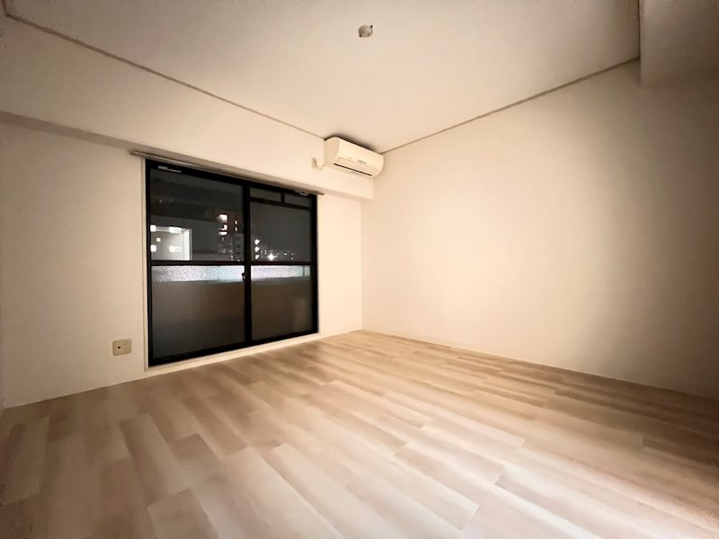 居室・リビング　※208号室写真です。実際の部屋とは異なります。