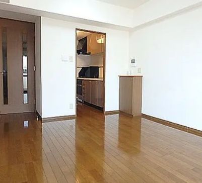 居室・リビング　こちらのリビングで趣味の時間をお楽しみください