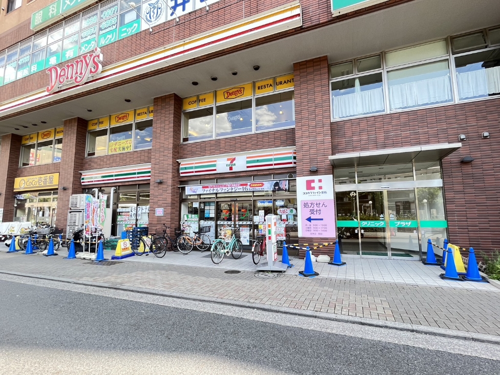コンビニ　セブンイレブン 葛飾亀有駅南口店（コンビニ）まで164m