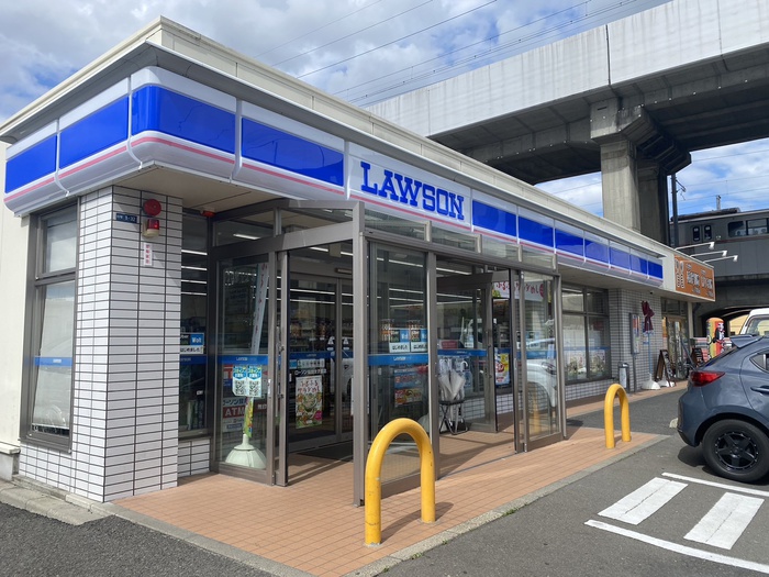 コンビニ　ローソン仙台太子堂店（コンビニ）まで290m