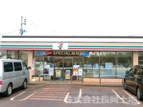 コンビニ　セブンイレブン 長岡駅東口通り店（コンビニ）まで445m