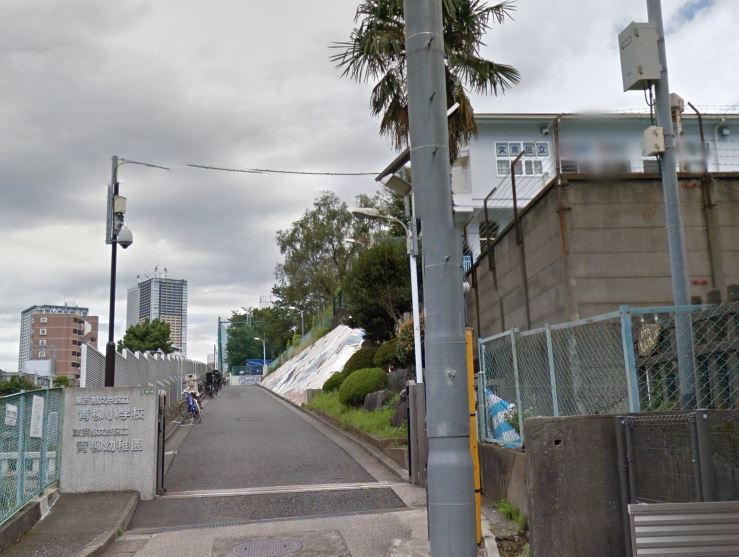小学校　文京区立青柳小学校（小学校）まで460m