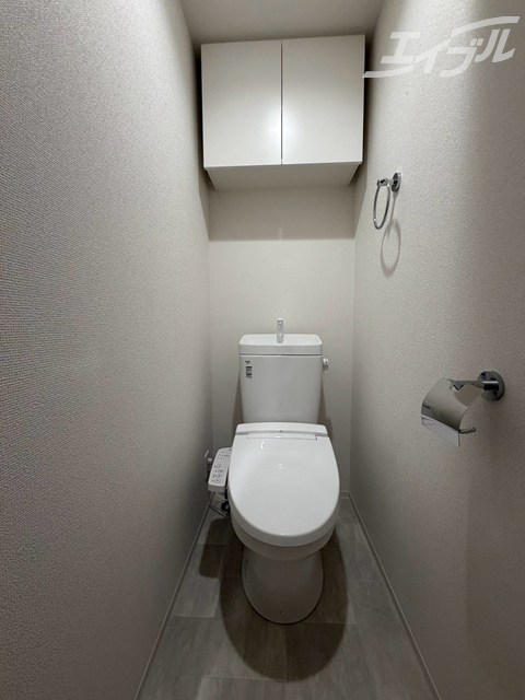 地下鉄御堂筋線 中津駅 徒歩12分 15階建 築1年のトイレ写真