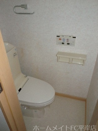 ビッグウエストIのトイレ写真