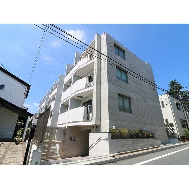 建物外観　鉄筋コンクリート造の総戸数は４１戸です。