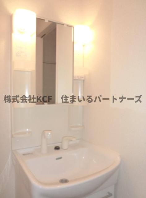 洗面設備　脱衣スペースもあります
