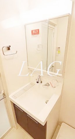 洗面設備　独立洗面台です。