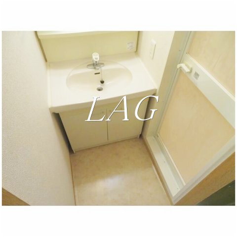 洗面設備　洗面台です。