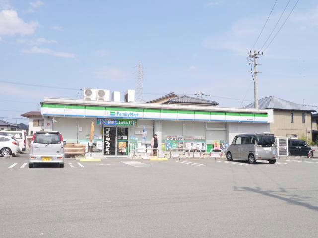 コンビニ　ファミリーマート鳴門黒崎店（コンビニ）まで537m
