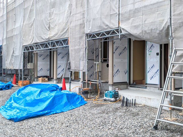 エントランス　建設中