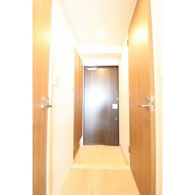 ラクラス蒲田の玄関写真