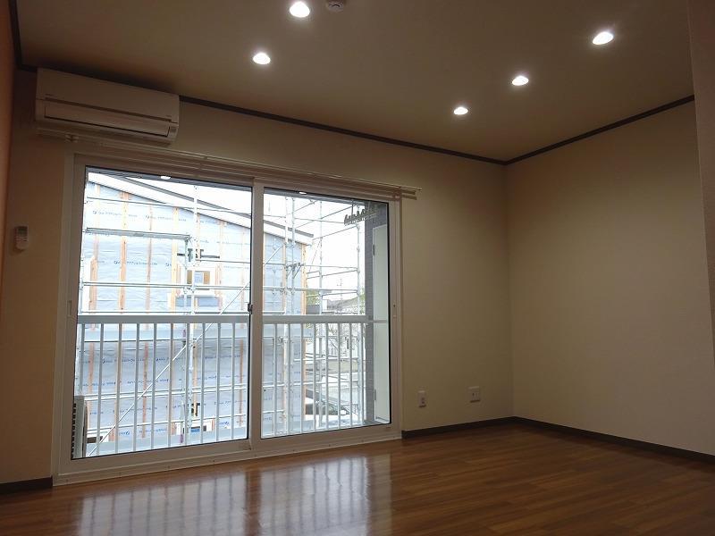 居室・リビング　別なお部屋の写真です