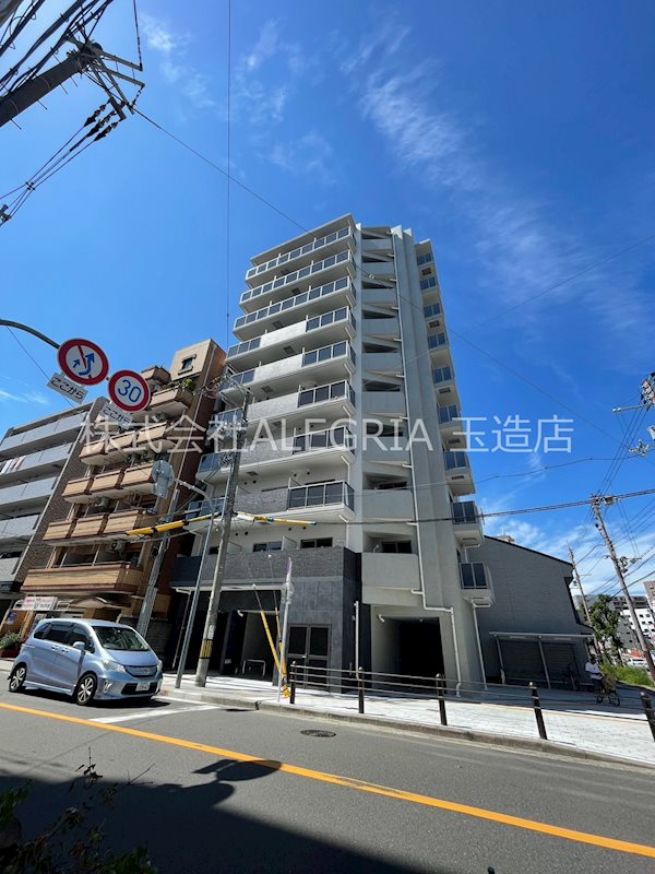 地下鉄千日前線 今里駅 徒歩5分 10階建 築4年の外観写真