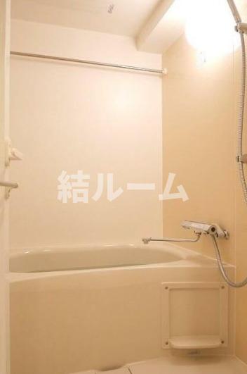 都営三田線 板橋本町駅 徒歩6分 7階建 築6年の風呂写真