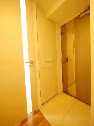 プレミアムキューブG四谷左門町の玄関写真