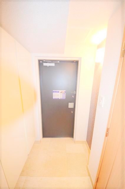 東京メトロ銀座線 末広町駅 徒歩5分 17階建 築22年の玄関写真