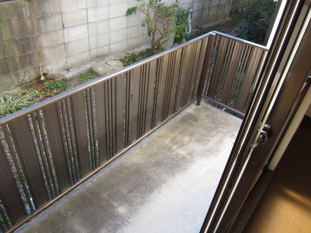 バルコニー　エクセル榊原