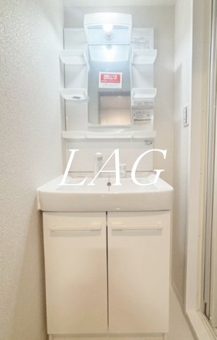 洗面設備　独立洗面台です。