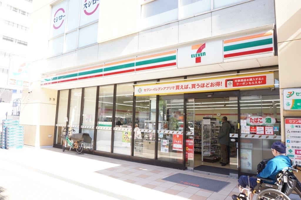 コンビニ　セブンイレブン 南越谷駅北口店（コンビニ）まで141m
