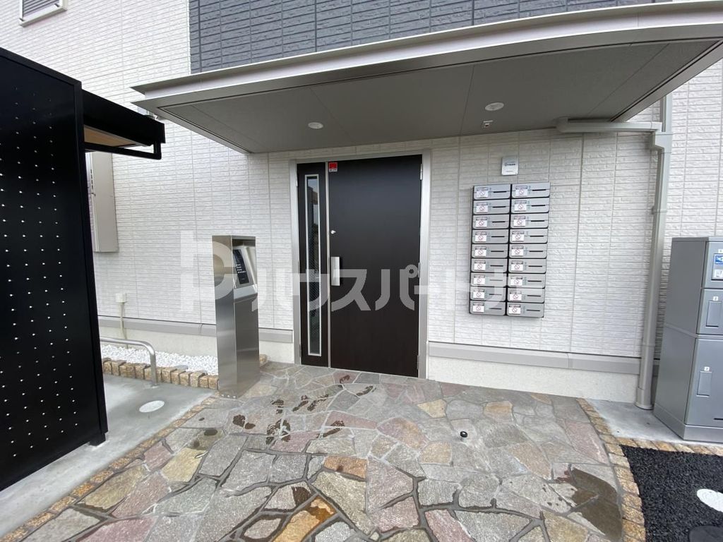 パークサイド新検見の外観写真