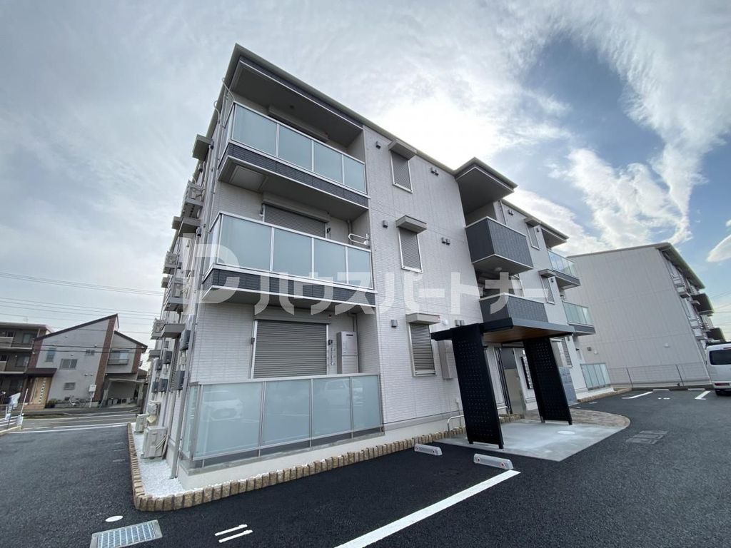 パークサイド新検見の外観写真