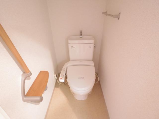 ＪＲ関西本線 奈良駅 徒歩3分 8階建 築21年のトイレ写真